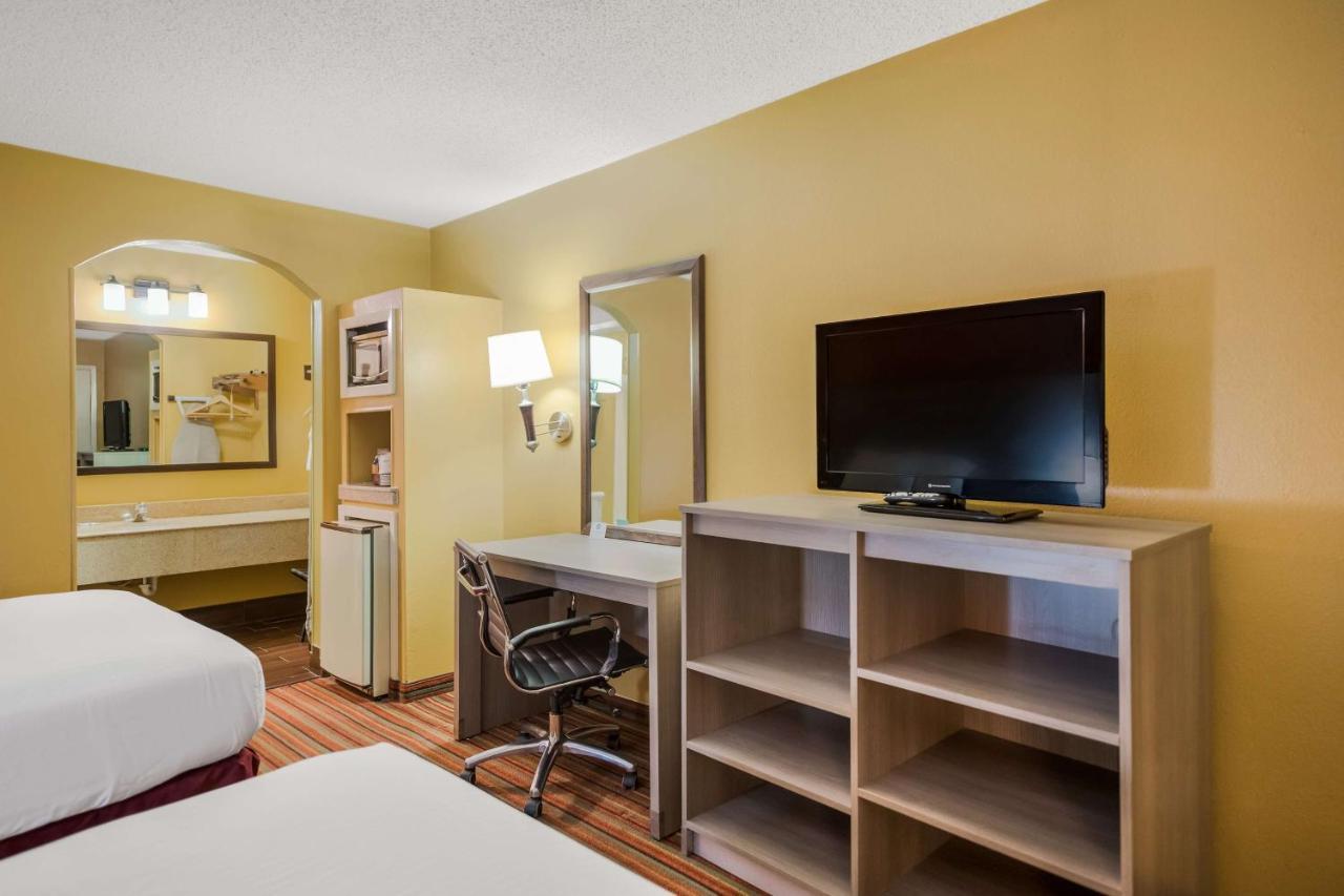 Surestay Hotel By Best Western Mt Pleasant Mount Pleasant Exteriér fotografie