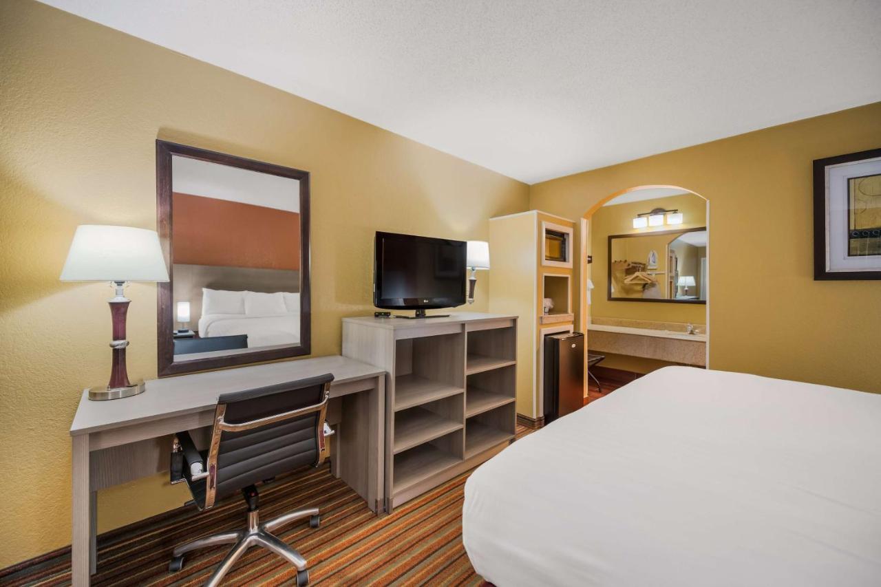 Surestay Hotel By Best Western Mt Pleasant Mount Pleasant Exteriér fotografie